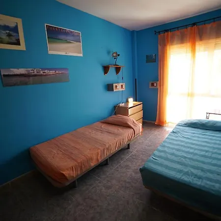 Lorenzo's Bed & Surf